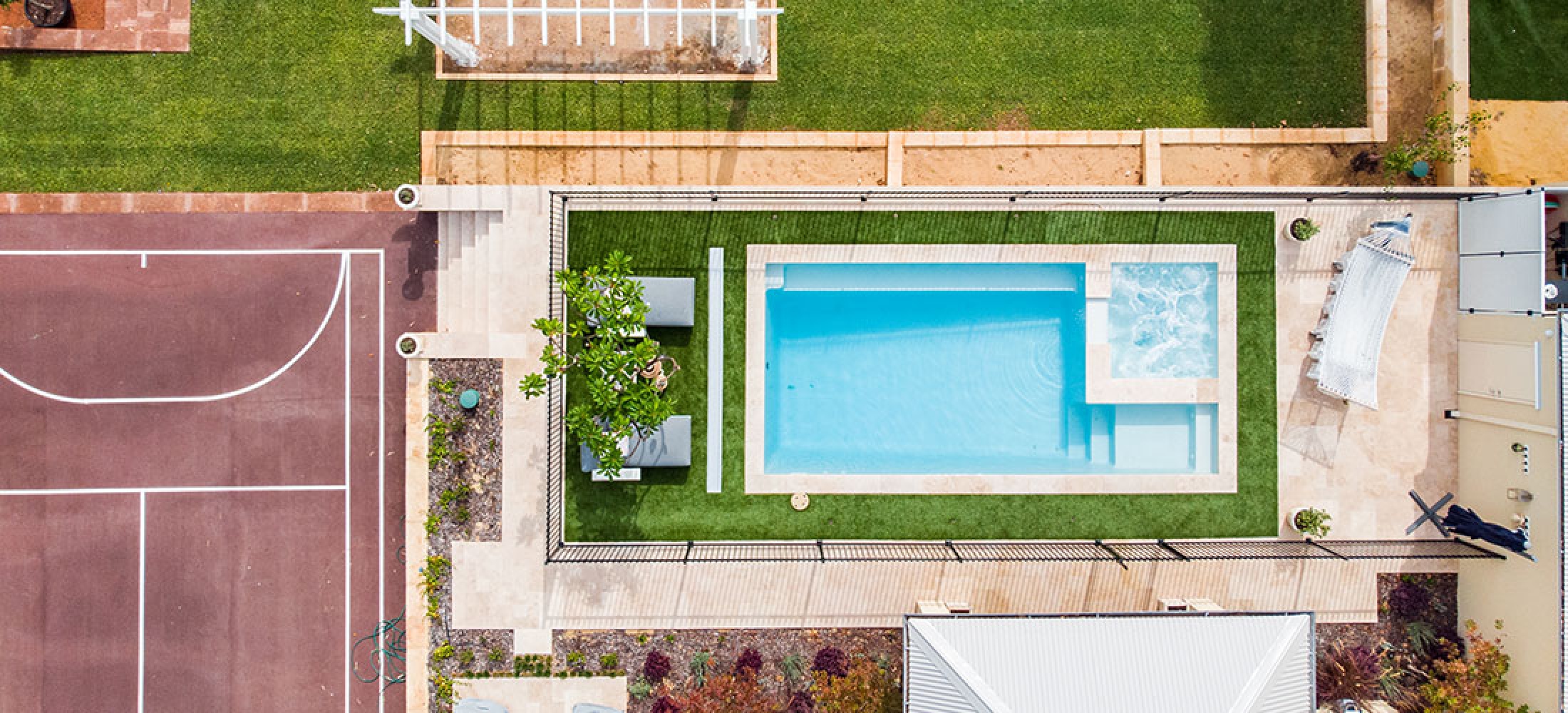 Saint-Remy – 7.6m x 3.6m - Gary West Pools